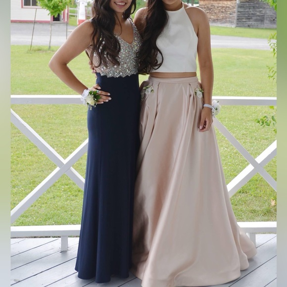 WINDSOR NAVY BLUE GOWN / MAXI DRESS - Picture 4 of 4